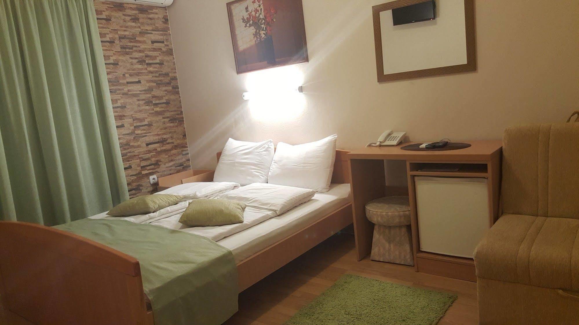 Hotel Galia Kotor Eksteriør bilde