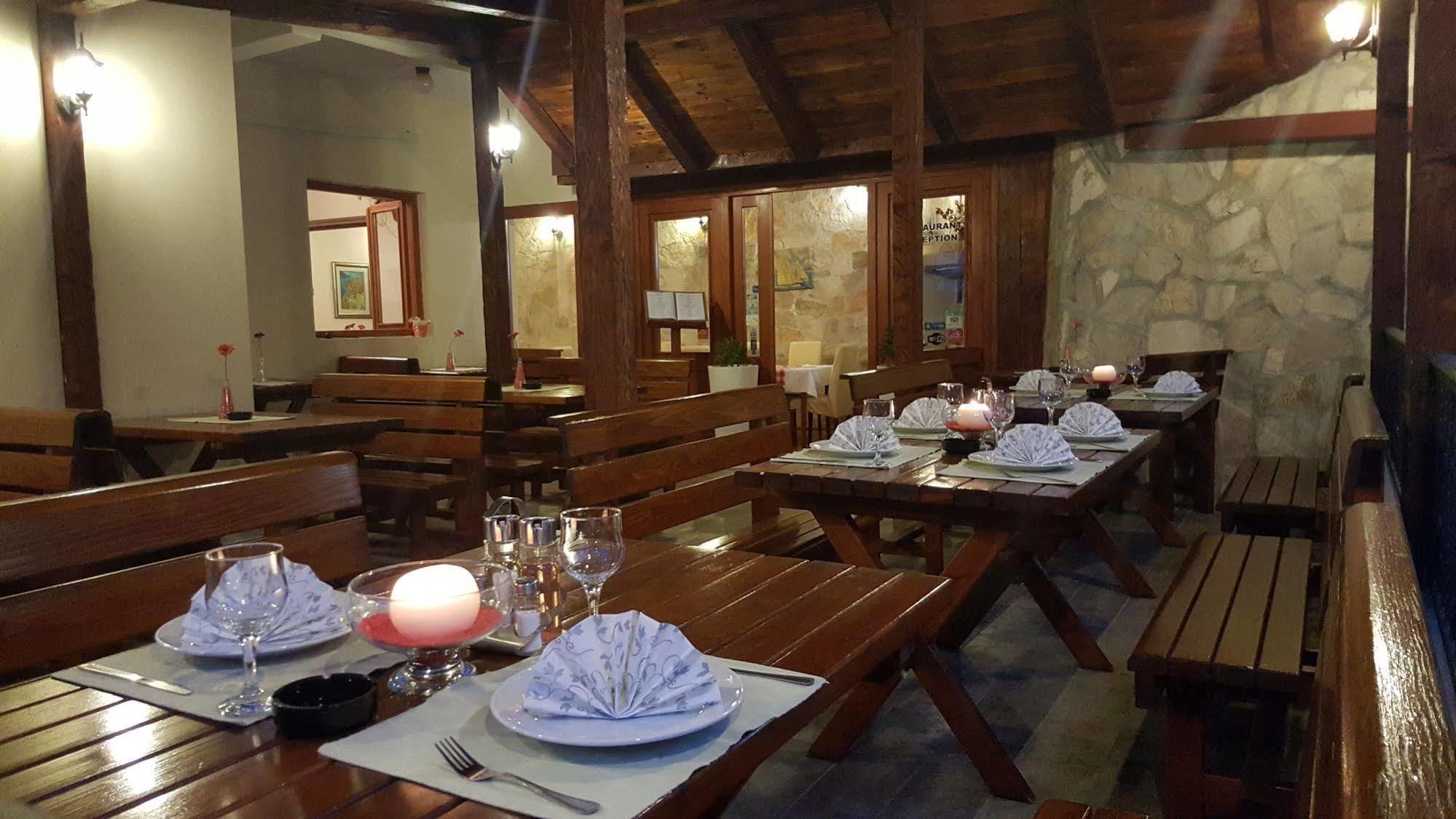 Hotel Galia Kotor Eksteriør bilde